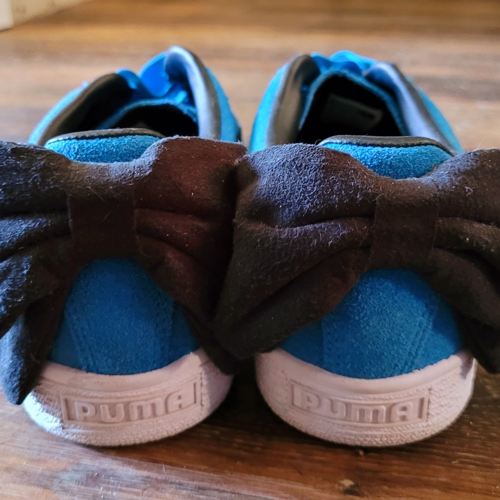 PUMA Sneakers